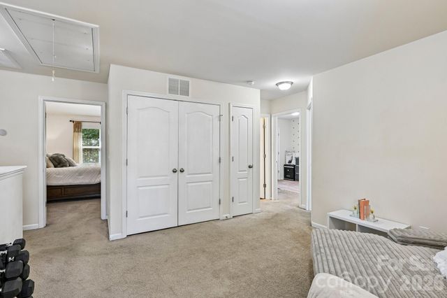 2206 Turtle Point Road, Charlotte, NC 28262