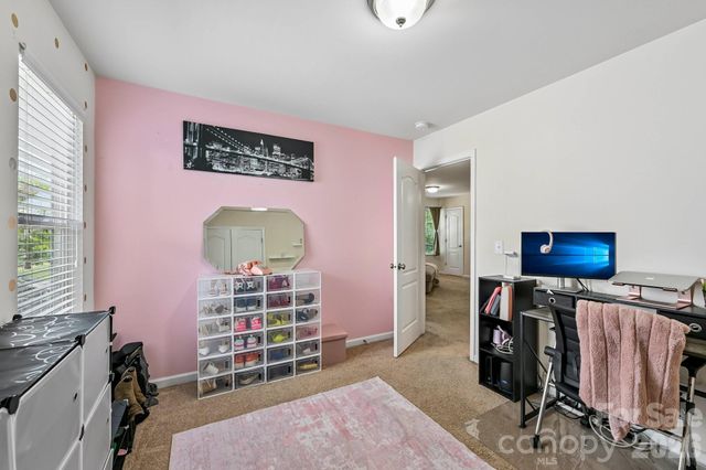 2206 Turtle Point Road, Charlotte, NC 28262