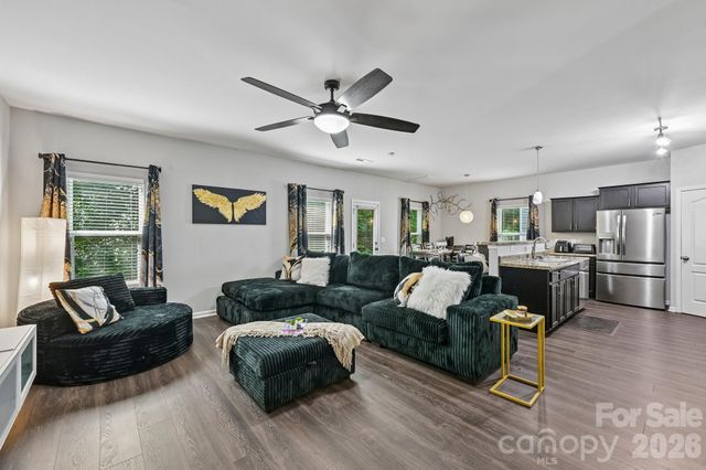 2206 Turtle Point Road, Charlotte, NC 28262
