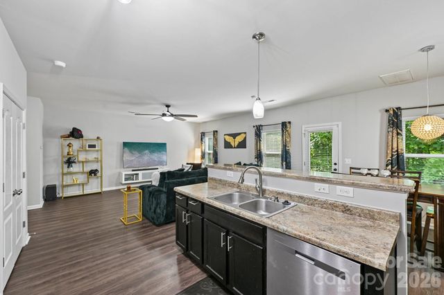2206 Turtle Point Road, Charlotte, NC 28262