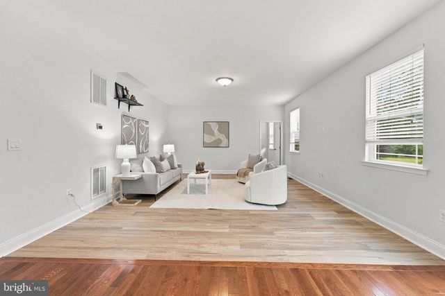 100 FINCH DR, Prince Frederick, MD 20678