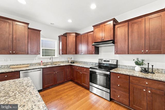 100 FINCH DR, Prince Frederick, MD 20678