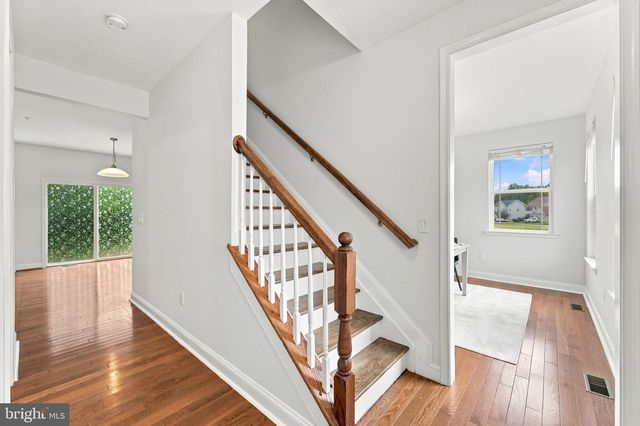 100 FINCH DR, Prince Frederick, MD 20678