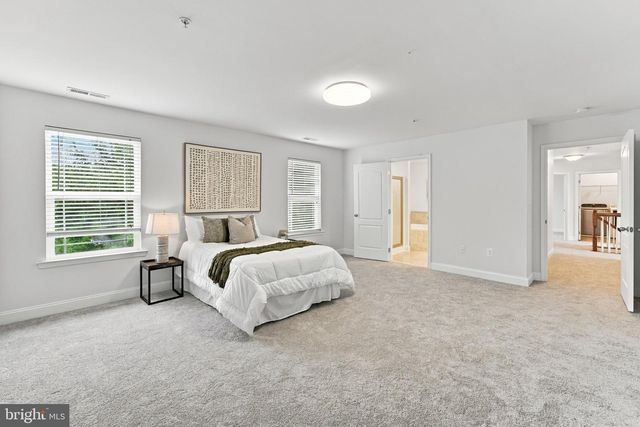 100 FINCH DR, Prince Frederick, MD 20678