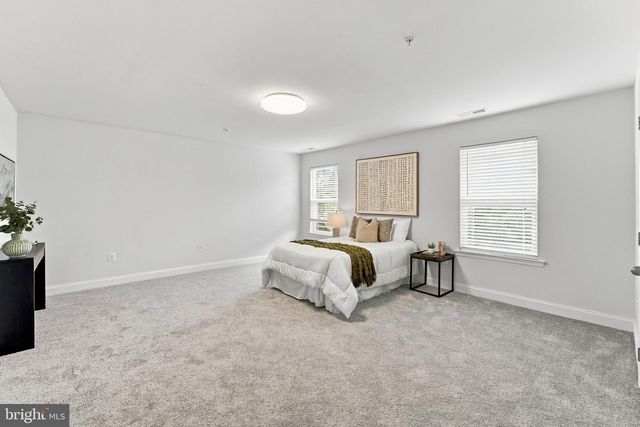100 FINCH DR, Prince Frederick, MD 20678
