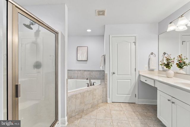 100 FINCH DR, Prince Frederick, MD 20678