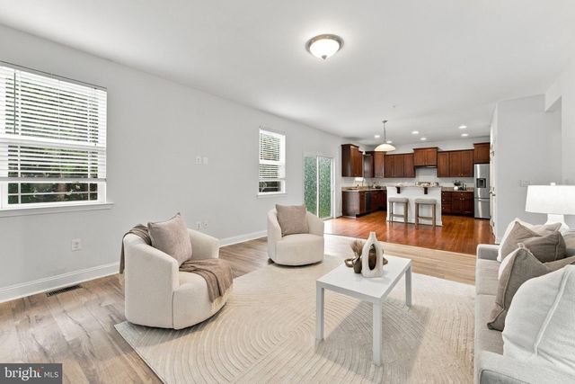 100 FINCH DR, Prince Frederick, MD 20678