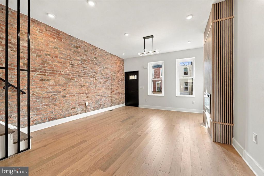 3060 EDGEMONT ST, PHILADELPHIA, PA 19134 — photo 4