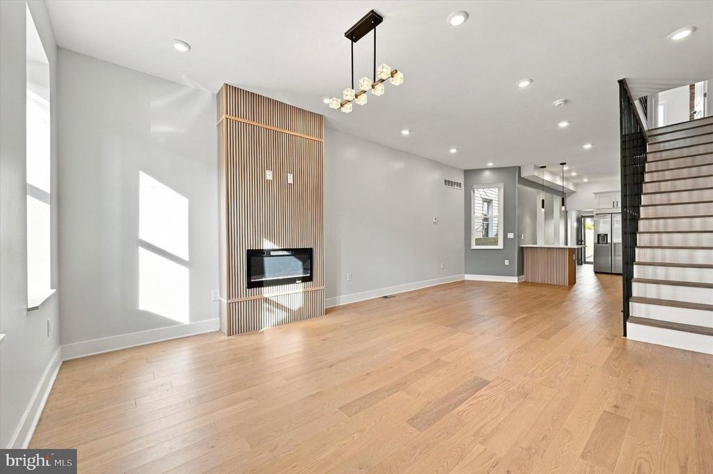 3060 EDGEMONT ST, PHILADELPHIA, PA 19134 — photo 5