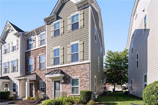 4371 Pickney LN, Chesapeake, VA 23324