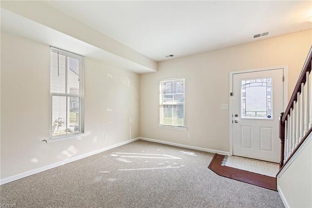 4371 Pickney LN, Chesapeake, VA 23324