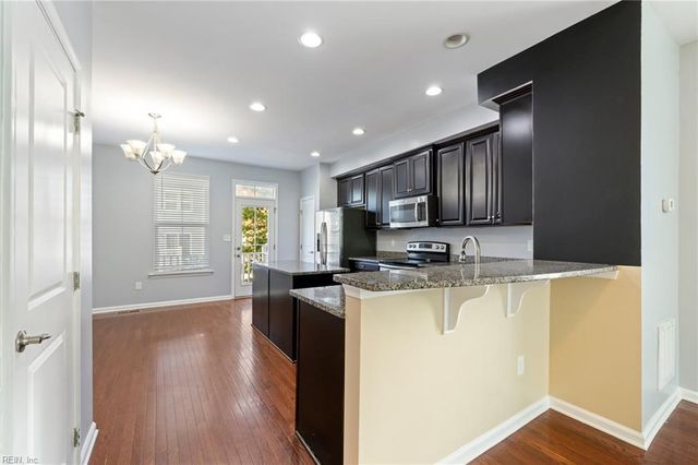 4371 Pickney LN, Chesapeake, VA 23324