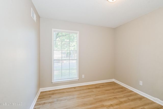 6760 Camelot Road, Horn Lake, MS 38637