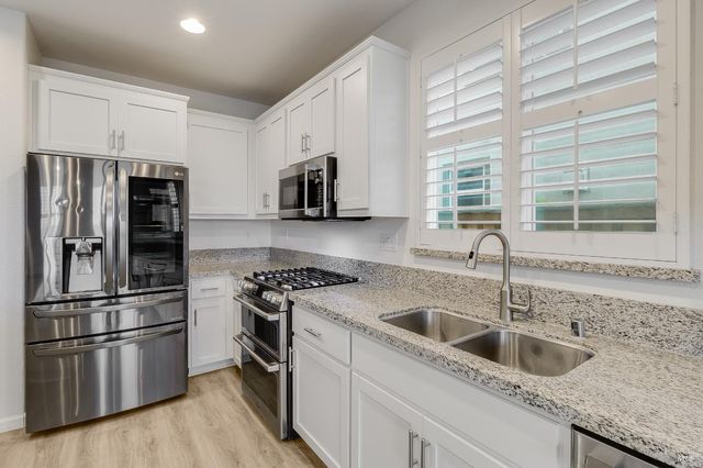 425 Epic St, Vacaville, CA 95688