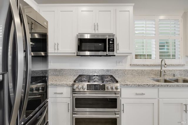 425 Epic St, Vacaville, CA 95688