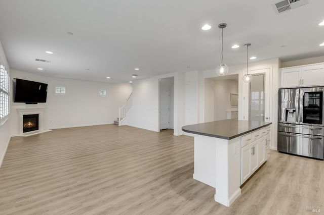 425 Epic St, Vacaville, CA 95688