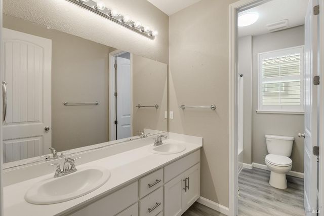 425 Epic St, Vacaville, CA 95688