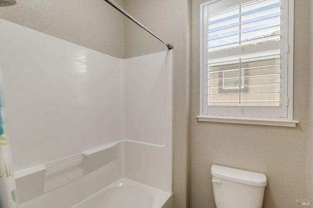 425 Epic St, Vacaville, CA 95688