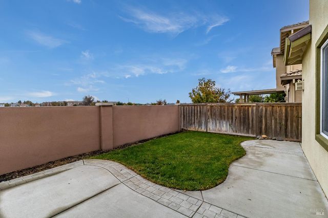 425 Epic St, Vacaville, CA 95688