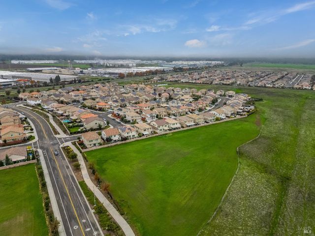 425 Epic St, Vacaville, CA 95688