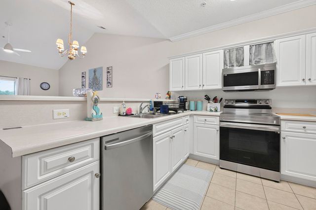 334 Kiskadee Loop Unit 18M, Conway, SC 29526