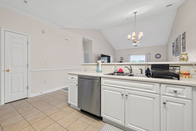 334 Kiskadee Loop Unit 18M, Conway, SC 29526