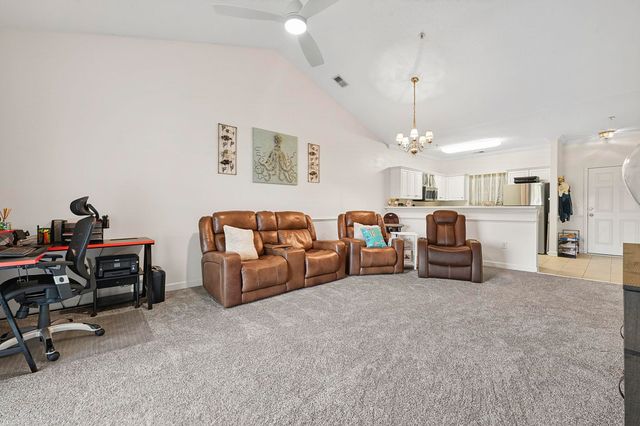 334 Kiskadee Loop Unit 18M, Conway, SC 29526