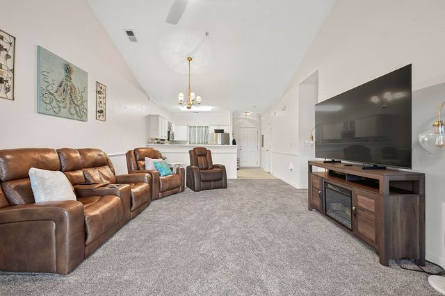 334 Kiskadee Loop Unit 18M, Conway, SC 29526