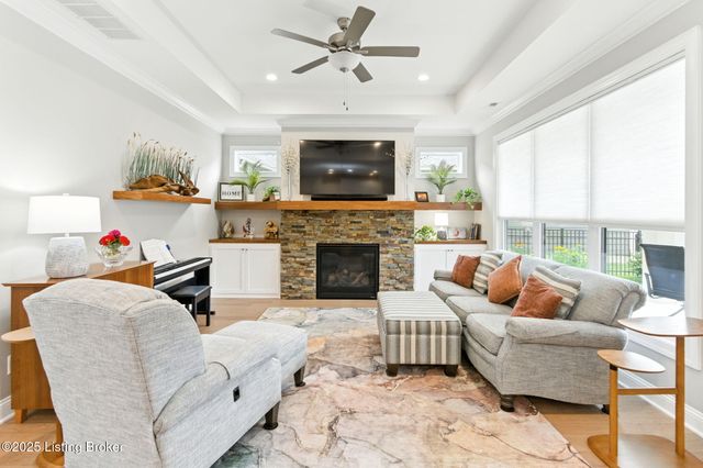 2014 Dressage Cir, Louisville, KY 40245