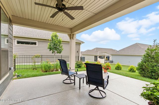 2014 Dressage Cir, Louisville, KY 40245