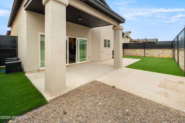 131 Ruth Trail, Sunland Park, NM 88008