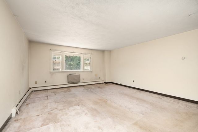 141 Willard St 8, Quincy, MA 02169