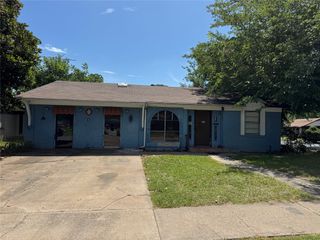 602 Maydelle Lane, Garland, TX 75042