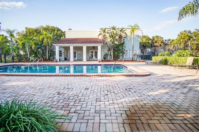 14413 AMERICANA CIRCLE 202, Tampa, FL 33613