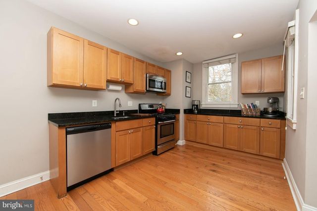 260 N ABERDEEN AVE, Wayne, PA 19087