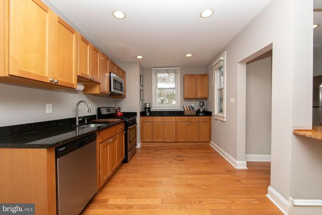 260 N ABERDEEN AVE, Wayne, PA 19087