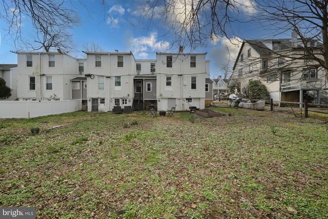 260 N ABERDEEN AVE, Wayne, PA 19087