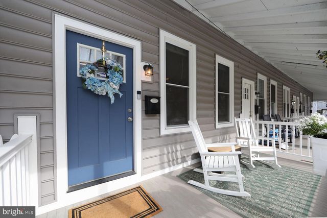 260 N ABERDEEN AVE, Wayne, PA 19087