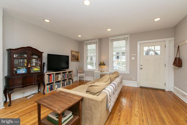 260 N ABERDEEN AVE, Wayne, PA 19087