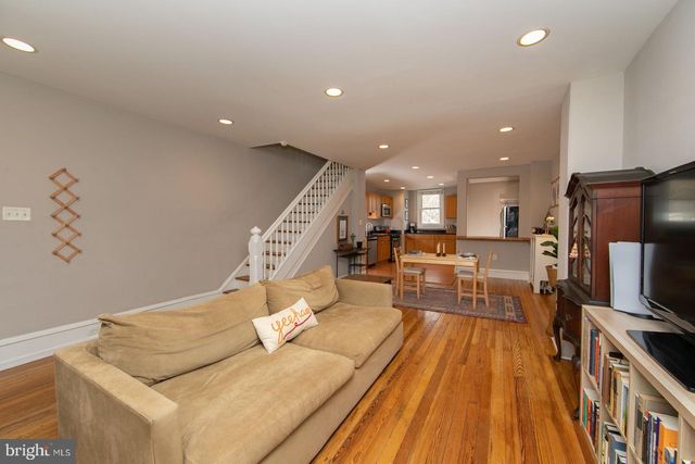 260 N ABERDEEN AVE, Wayne, PA 19087