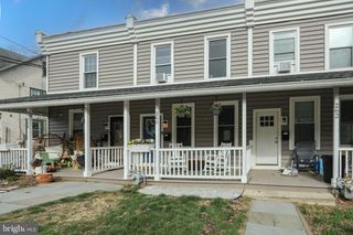 260 N ABERDEEN AVE, Wayne, PA 19087