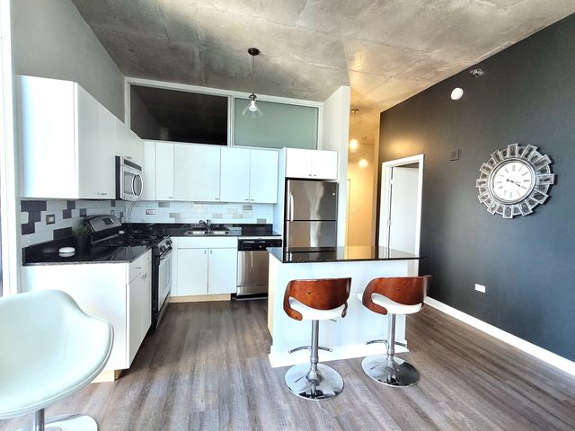 235 W VAN BUREN Street 3714, Chicago, IL 60607