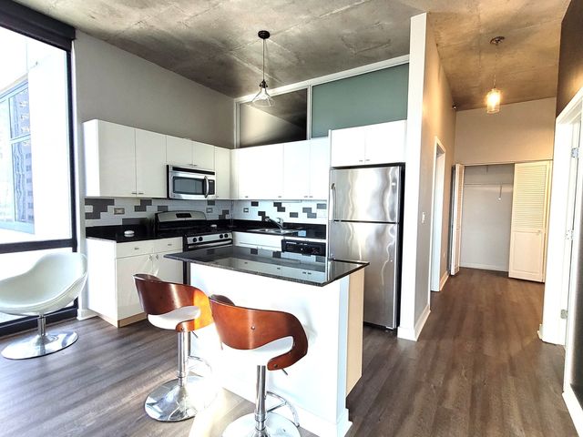 235 W VAN BUREN Street 3714, Chicago, IL 60607