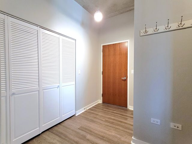 235 W VAN BUREN Street 3714, Chicago, IL 60607