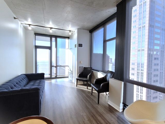 235 W VAN BUREN Street 3714, Chicago, IL 60607