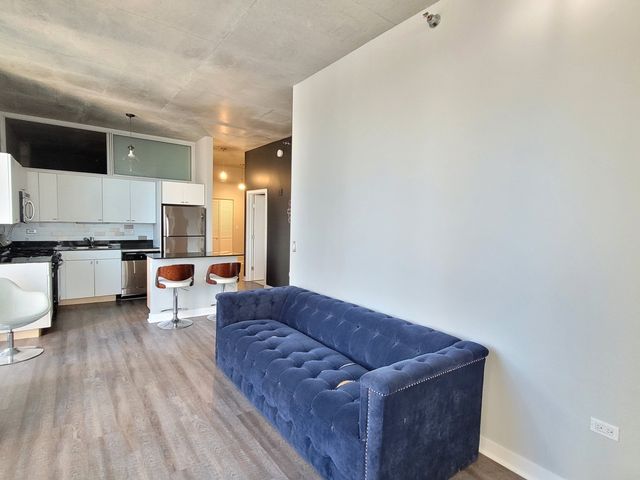 235 W VAN BUREN Street 3714, Chicago, IL 60607