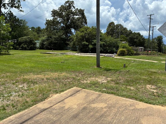 Rd 27-28, Leesville, LA 71446