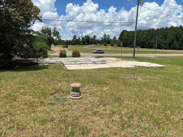 Rd 27-28, Leesville, LA 71446