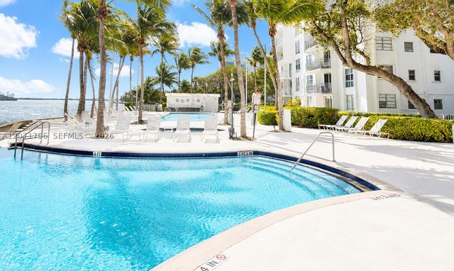 650 NE 64th St G506, Miami, FL 33138