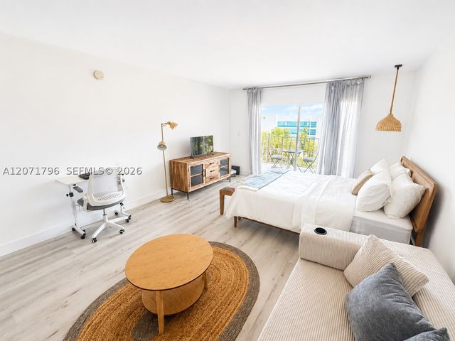 650 NE 64th St G506, Miami, FL 33138